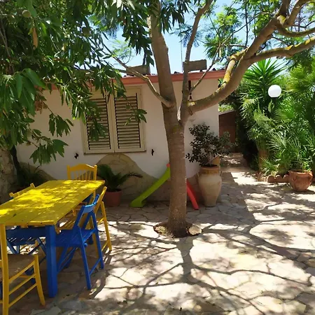 I Ciusiddi Bed & Breakfast *